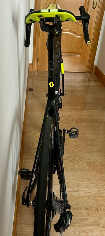 Used Scott Foil RC 2018 2018 Road & Gravel, Black — image 5 of 9