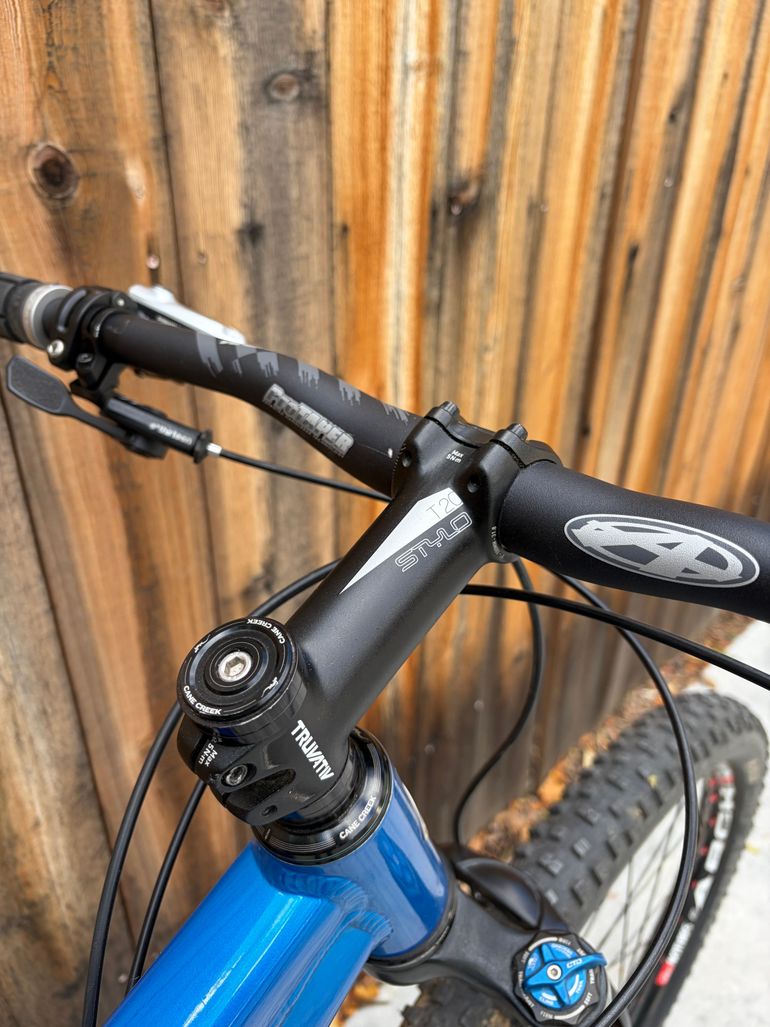 Used Turner Flux 2014 27.5" 2014 Mountainbike, Blue, 27.5 (650B) — image 3 of 7