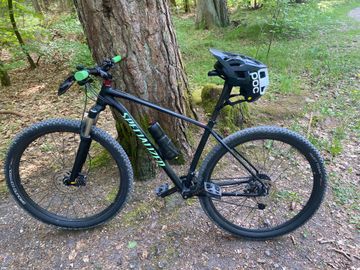 Käytetty Specialized Rockhopper Comp 27.5 2022 2022 Mountainbike — kuva 1 / 12