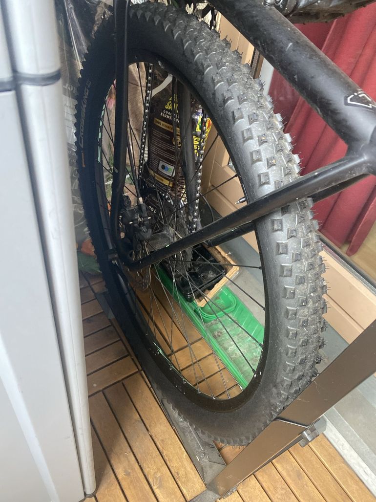 Specialized Rockhopper Comp 27.5 2022 2022 Mountainbike d'occasion — image 10 sur 12