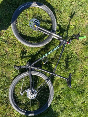 Käytetty Specialized Rockhopper Comp 27.5 2022 2022 Mountainbike — kuva 2 / 12