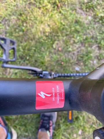 Käytetty Specialized Rockhopper Comp 27.5 2022 2022 Mountainbike — kuva 3 / 12