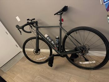 Used Canyon Endurace 7 2024 2024 Road & Gravel, Black — image 1 of 3