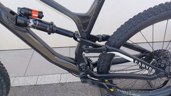 Canyon Torque SRAM GX 2018 Mountainbike usato, Nero — immagine 5 di 6