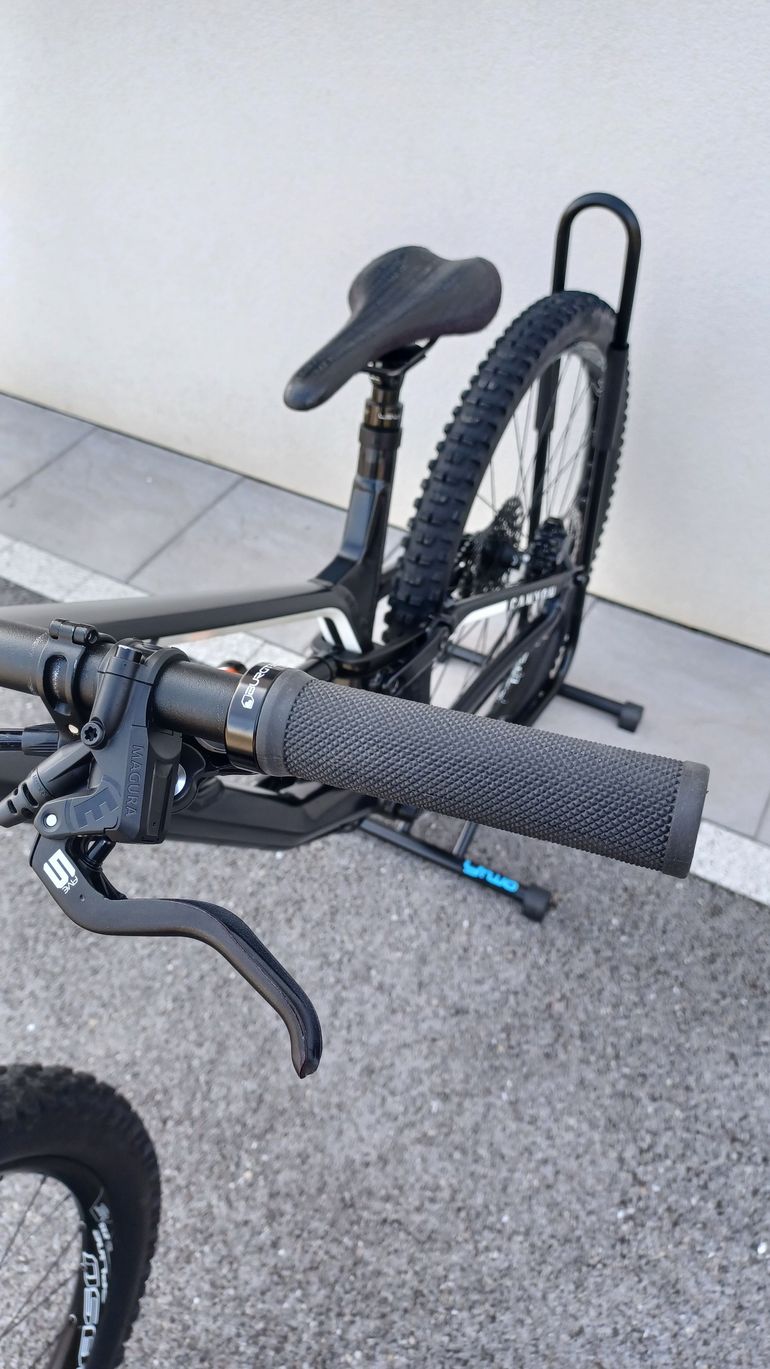 Canyon Torque SRAM GX 2018 Mountainbike usato, Nero — immagine 4 di 6