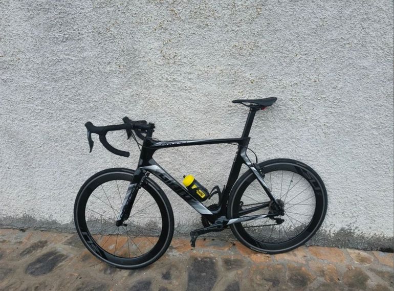 Used Giant Giant Propel Advanced 2019 Road & Gravel, Black — image 2 of 7