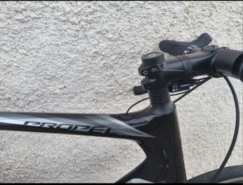 Used Giant Giant Propel Advanced 2019 Road & Gravel, Black — image 7 of 7