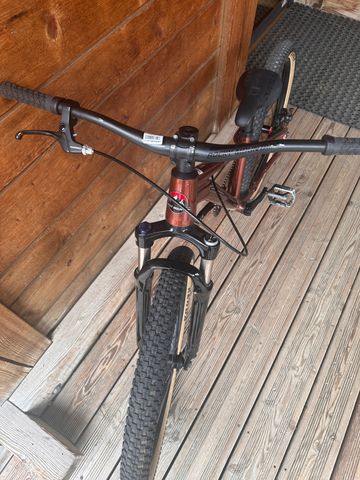 Tweedehands Rocky Mountain Flow Jr 24 2024 2024 Mountainbike — afbeelding 3 van 5