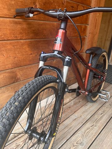 Tweedehands Rocky Mountain Flow Jr 24 2024 2024 Mountainbike — afbeelding 2 van 5