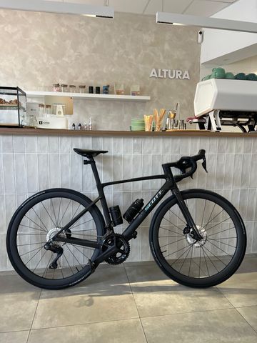 Brugt Scott Addict RC Shimano Ultegra Di2 2025 Road & Gravel — billede 1 af 6