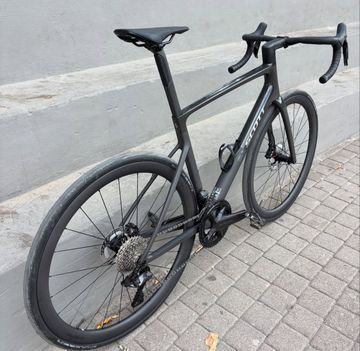 Brugt Scott Addict RC Shimano Ultegra Di2 2025 Road & Gravel — billede 5 af 6