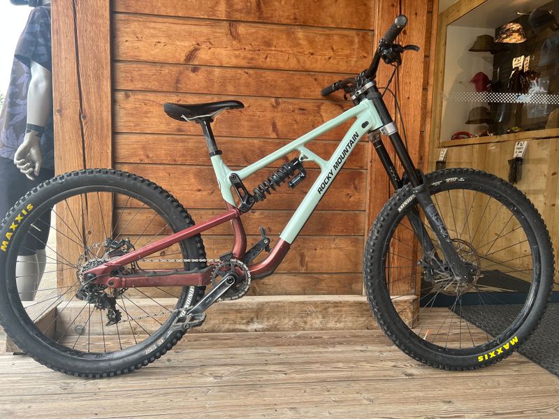 Used Rocky Mountain Slayer Alloy 30 Park 2023 2023 MTB