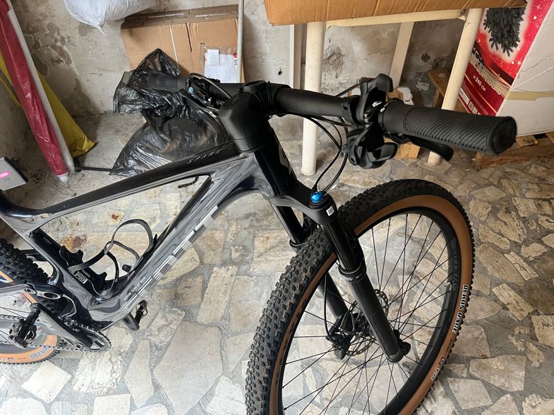 Used Scott Spark RC Comp 2024 2024 Mountainbike, Blue, 29 — image 2 of 4