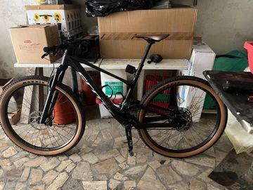 Used Scott Spark RC Comp 2024 2024 Mountainbike, Blue, 29 — image 4 of 4