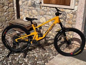 購入者優先　Santa Cruz 5010 Geometry Details: Santa Cruz 5010 2021