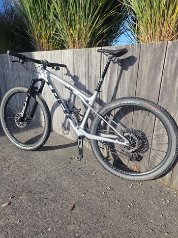 Used Trek Supercaliber SRAM X01 Eagle AXS 2024 MTB
