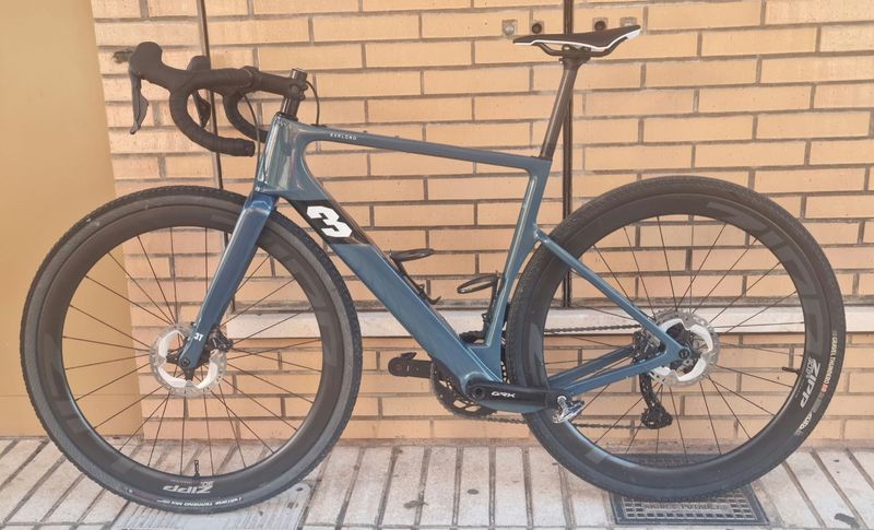 Tweedehands 3T Exploro Shimano GRX Di2 2024 Road & Gravel — afbeelding 2 van 5