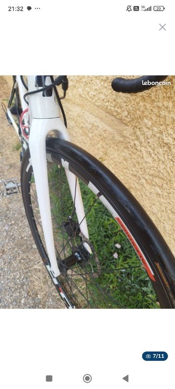 Used CUBE ATTAIN Pro Disc 2018 2018 Road & Gravel, White — image 7 of 11