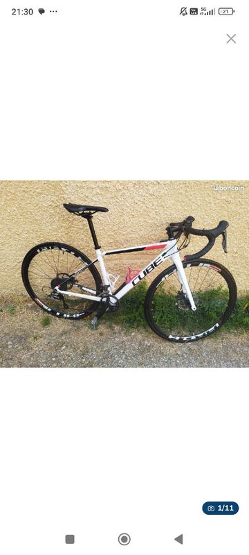 CUBE ATTAIN Pro Disc 2018 2018 Road & Gravel usato
