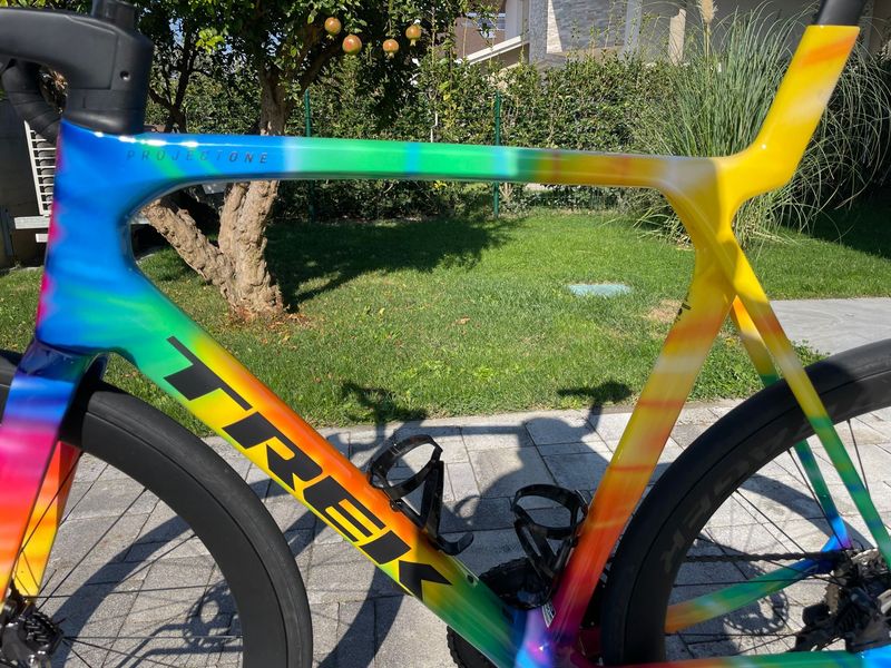 Trek Madone SL7 Gen 2025 Road & Gravel usato, Arancione — immagine 10 di 11