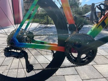 Trek Madone SL7 Gen 2025 Road & Gravel usato, Arancione — immagine 7 di 11