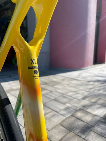 Trek Madone SL7 Gen 2025 Road & Gravel usato, Arancione — immagine 4 di 11