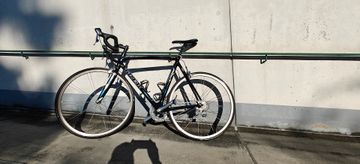 Tweedehands Trek Madone SL 5.9 2006 2006 Road & Gravel — afbeelding 2 van 6