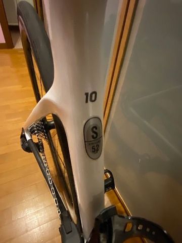 Scott Addict RC 10 2021 2021 Road & Gravel usato, Bianco — immagine 4 di 6