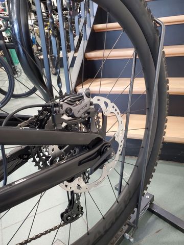 Brugt Trek Fuel EXe 9.9 XTR 2023 2023 Mountainbike — billede 11 af 14