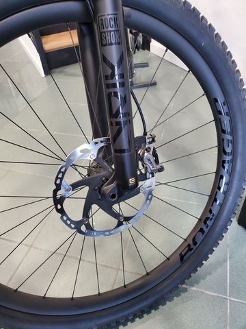 Brugt Trek Fuel EXe 9.9 XTR 2023 2023 Mountainbike — billede 9 af 14