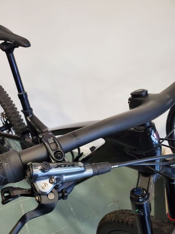 Brugt Trek Fuel EXe 9.9 XTR 2023 2023 Mountainbike — billede 8 af 14