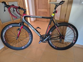 Used Merida Scultura CF 907 2014 2014 Road & Gravel, Black — image 3 of 4