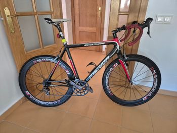 Used Merida Scultura CF 907 2014 2014 Road & Gravel, Black — image 1 of 4