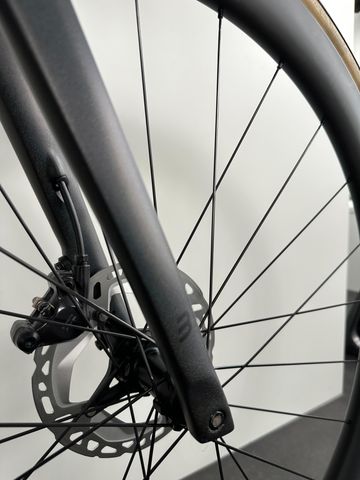Basso Diamante Shimano Ultegra Di2 2024 Road & Gravel d'occasion — image 8 sur 9