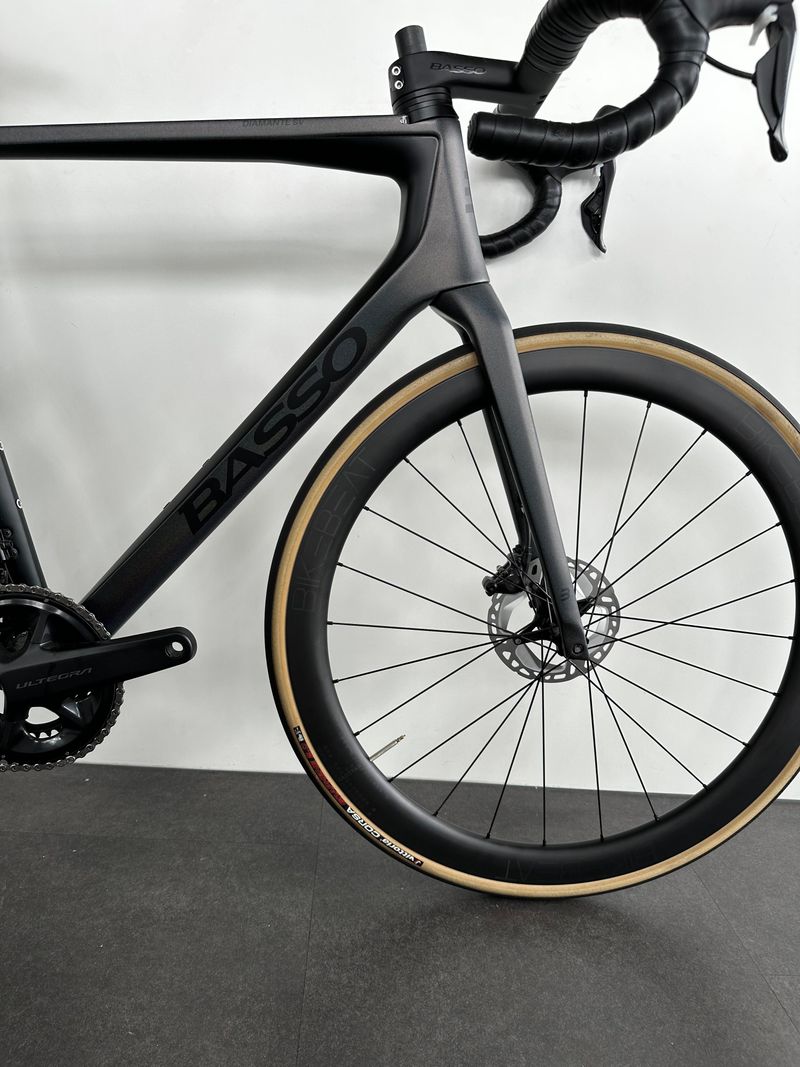 Basso Diamante Shimano Ultegra Di2 2024 Road & Gravel d'occasion — image 4 sur 9