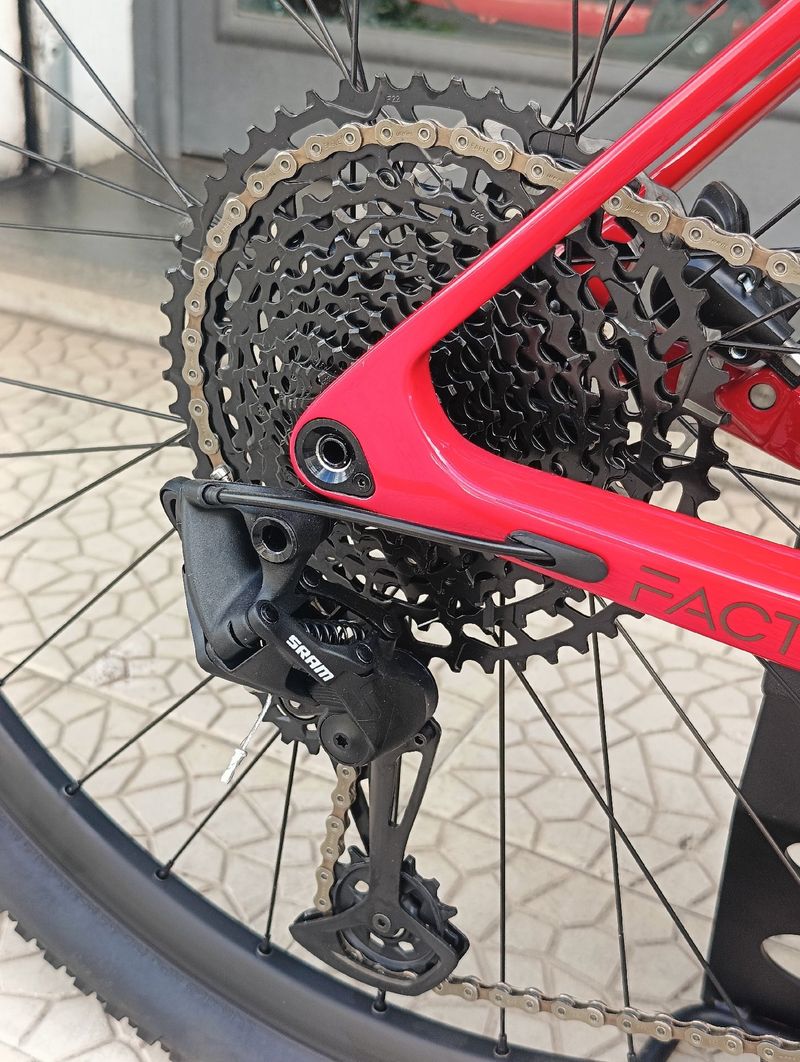 Used Megamo FACTORY 30 2022 2022 Mountainbike, Red, 29 — image 6 of 6