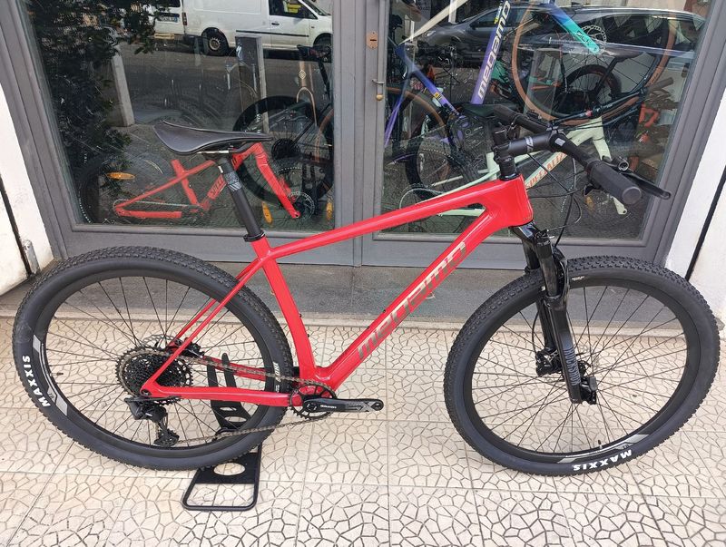 Used Megamo FACTORY 30 2022 2022 Mountainbike, Red, 29 — image 1 of 6
