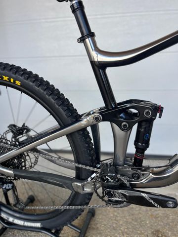 Giant Reign 29 SX 2021 2021 Mountainbike usato, Grigio chiaro — immagine 2 di 6