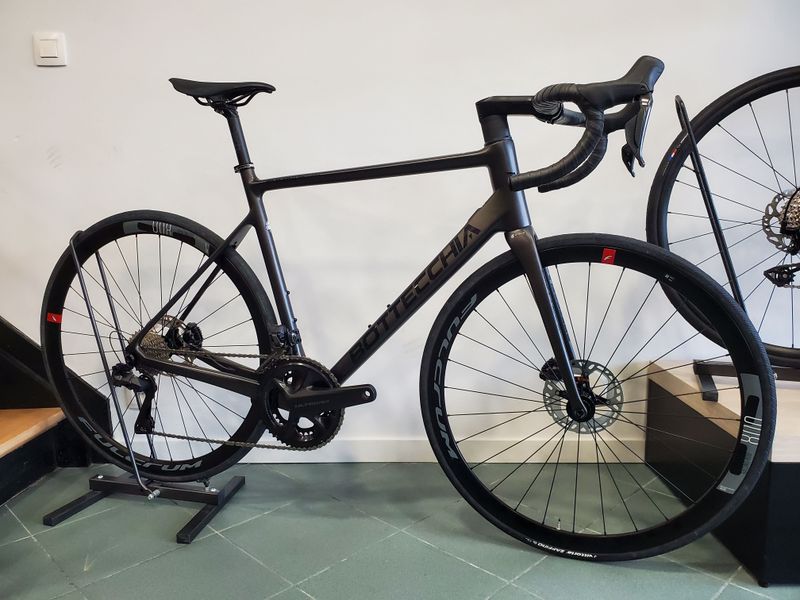 Used Bottecchia Emme 4 SLI Ultegra Disque Matte Antracite C86 2023 Road & Gravel