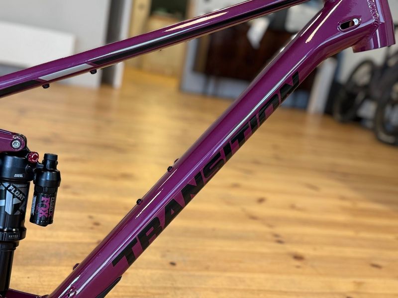 Transition Smuggler Alloy NX 2023 Frameset 2023 Mountainbike usato, Viola — immagine 3 di 6