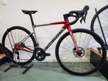 Gebrauchtes Bottecchia 8avio Ultimate 105/22S Rouge/Gris 2023 Road & Gravel