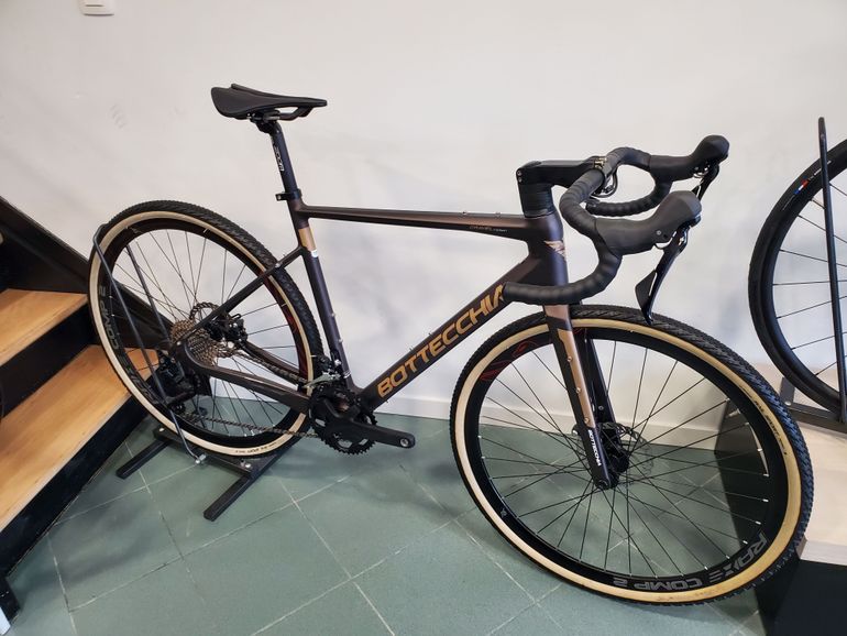 Used Bottecchia Gravel Carbon GRX 400 10v Bronze Anthracite 2024 Road & Gravel, Gris claro — image 2 of 14
