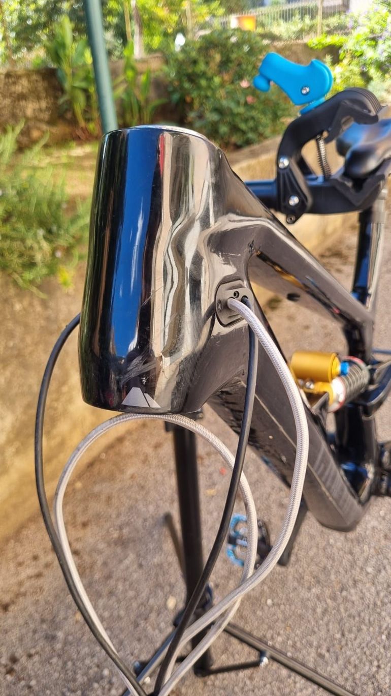 Canyon Torque Frameset 2025 Mountainbike usato, Nero — immagine 4 di 8