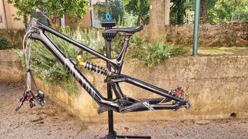 Canyon Torque Frameset 2025 Mountainbike usato, Nero — immagine 2 di 8