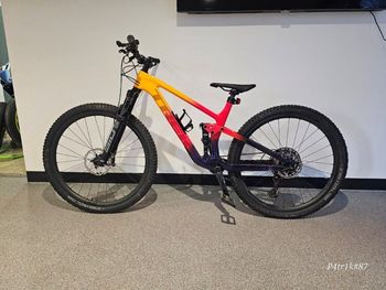 Trek, Top Fuel 9.8 XT 2023