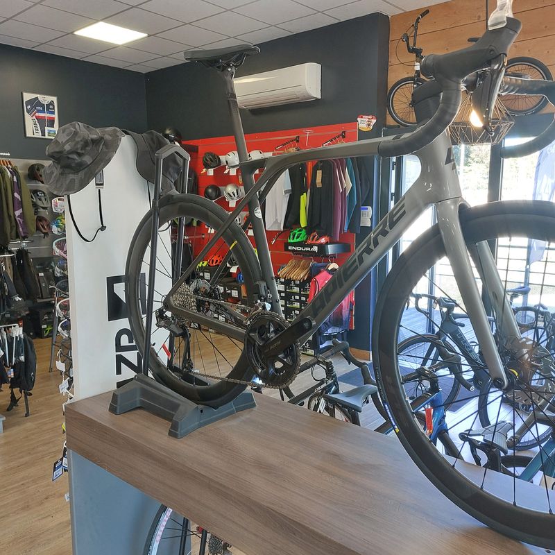 Used Lapierre Xelius Sl Mineral Grey 2023 Road & Gravel