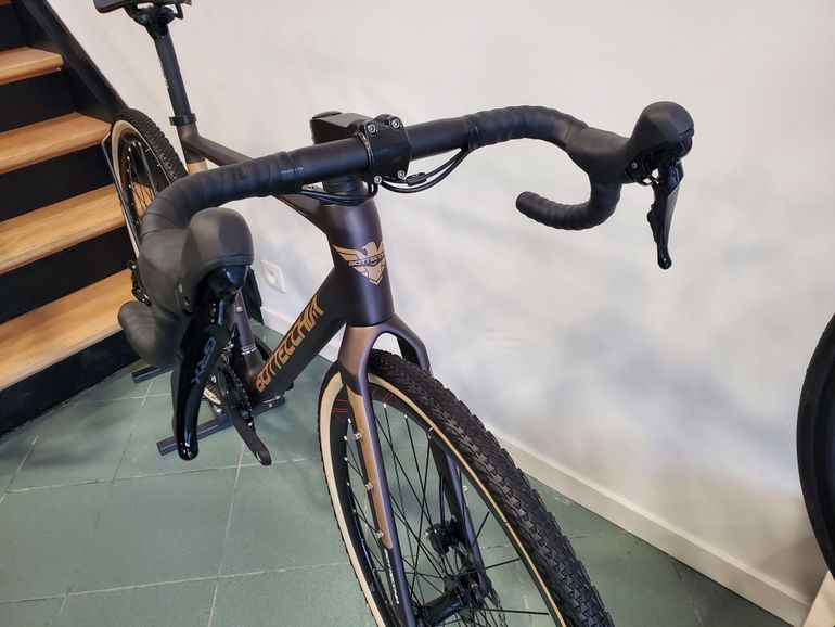 Used Bottecchia Gravel Carbon GRX 400 10v Bronze Anthracite 2024 Road & Gravel, Hellgrau — image 3 of 15