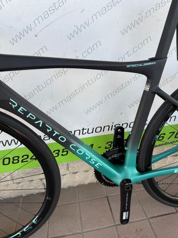 Bianchi Specialissima RC Durace Di2 2024 2024 Road & Gravel usato, Verde — immagine 5 di 7