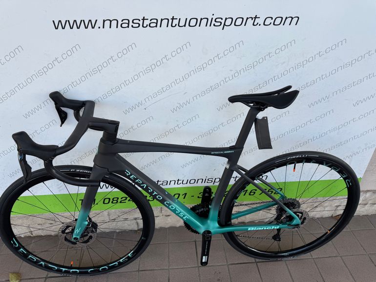 Bianchi Specialissima RC Durace Di2 2024 2024 Road & Gravel usato, Verde — immagine 7 di 7