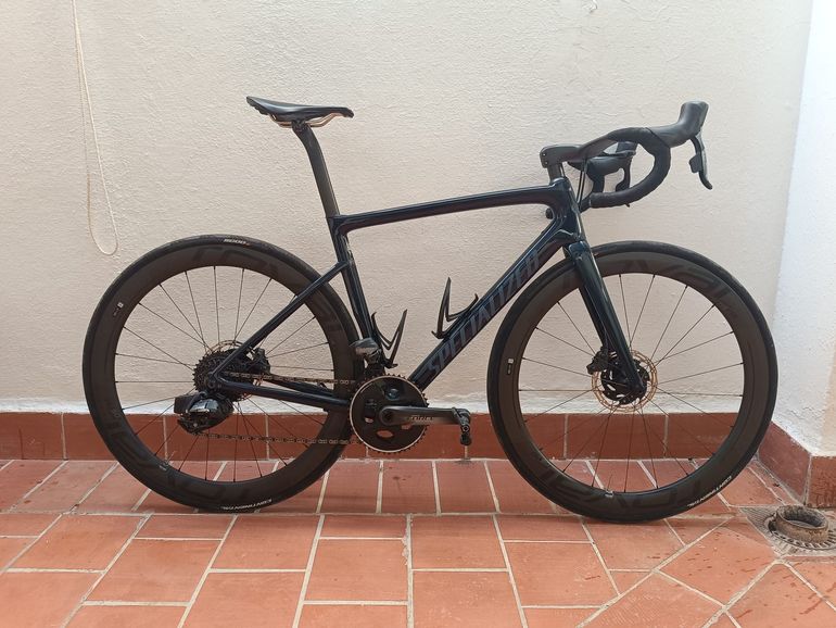 Used Specialized Tarmac SL6 Disc Pro - SRAM Force eTap AXS 2020 2020 Road & Gravel, Blue — image 8 of 9